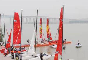 競帆黃河！首屆三門峽“黃河船奇”帆船公開賽起航